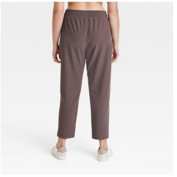 Stretch Woven High Rise Taper Pants - All in Motion Dark Brown Size Large NWT - Picture 3 of 8